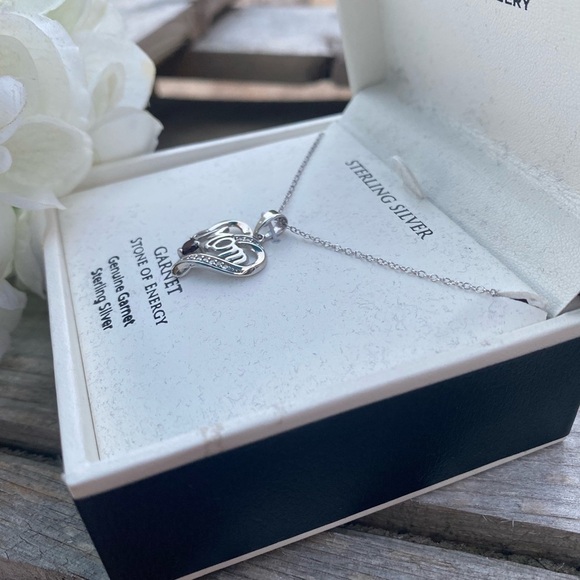 NWT MACY’S RHODOLITE GARNET & WHITE SAPPHIRE HEART MOM STERLING SILVER NECKLACE - Picture 5 of 12